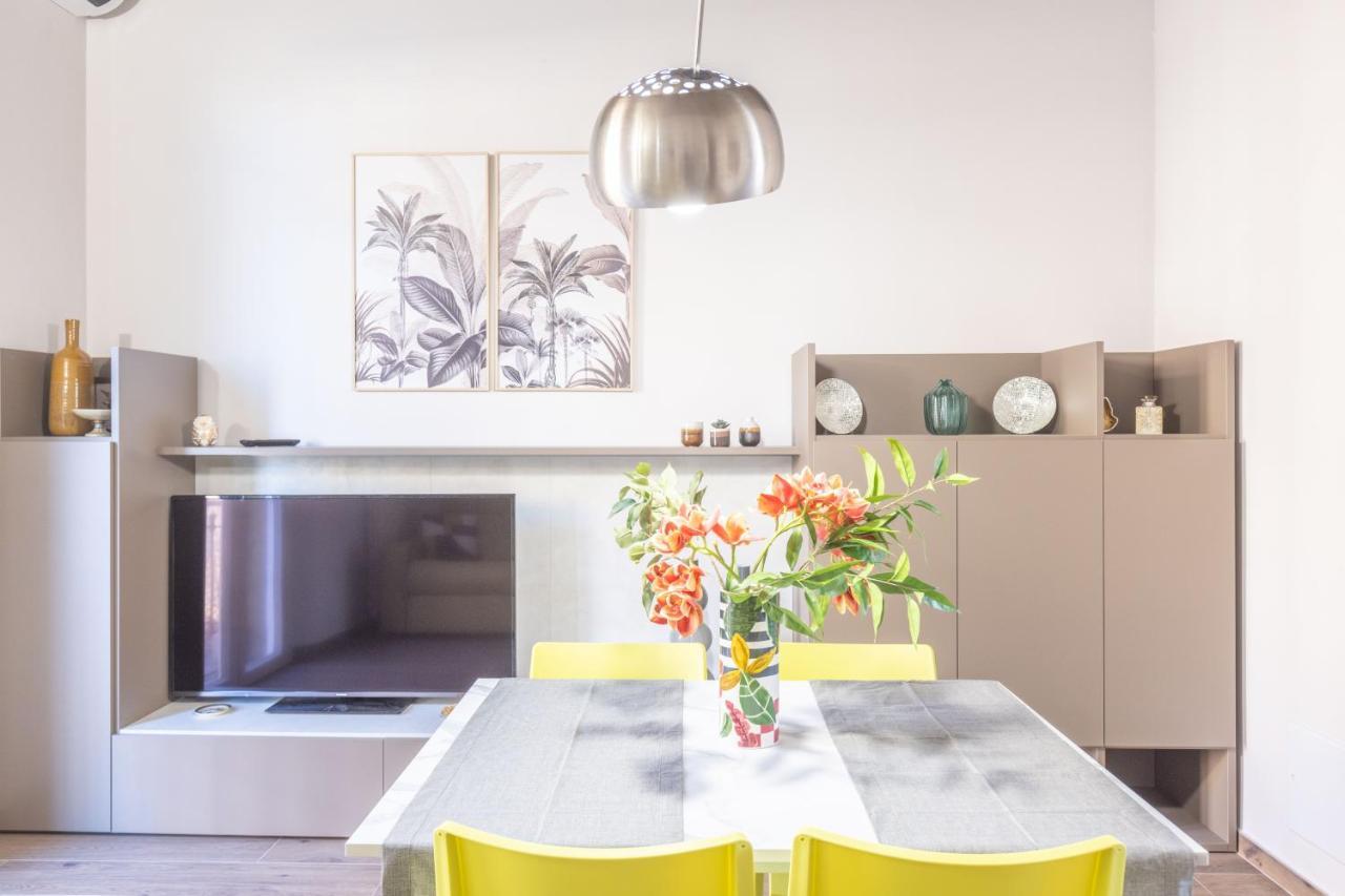 Indipendenza, By Short Holidays Apartment